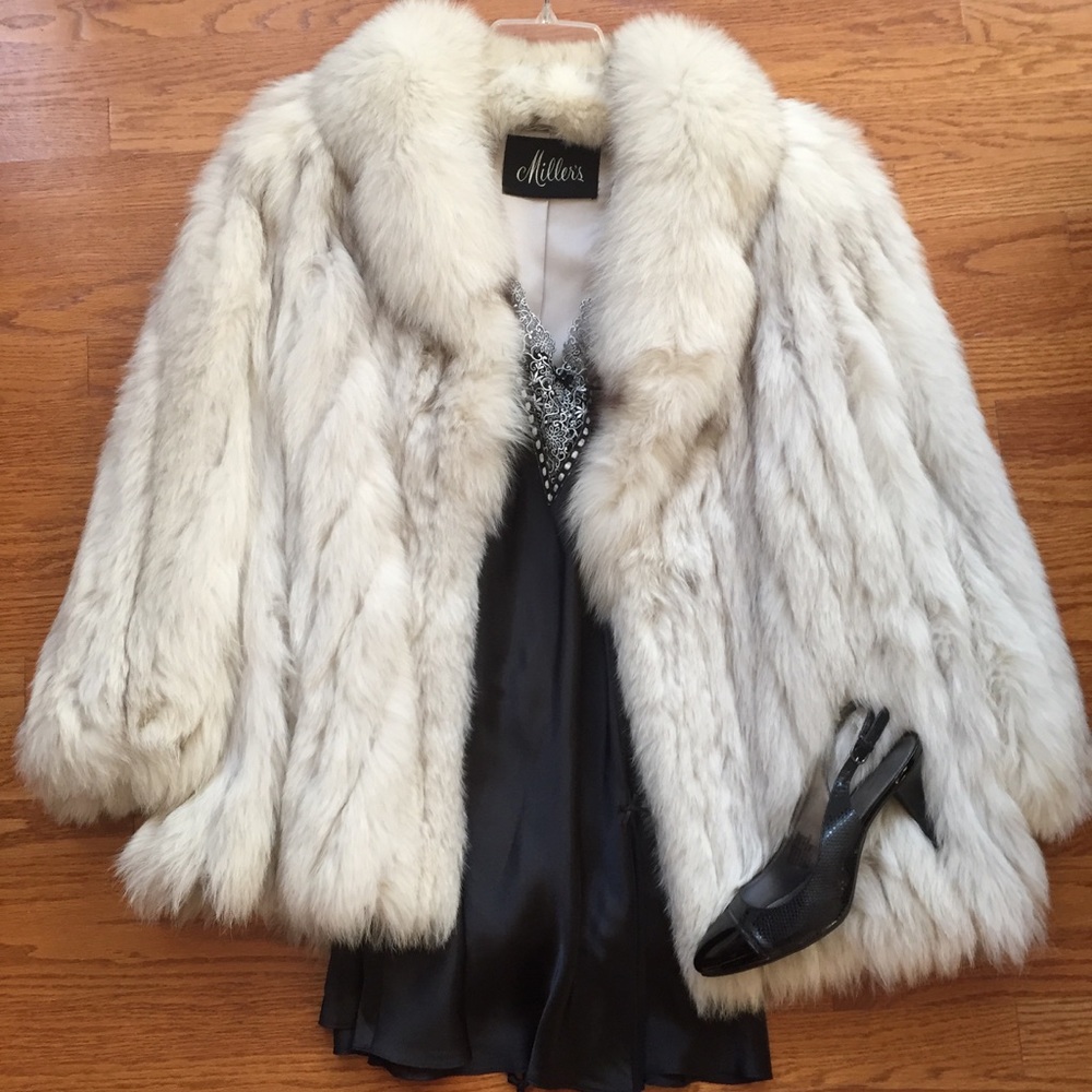 White fox Saga fur coat